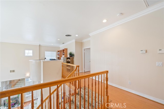 5939 N Vista Street, San Gabriel CA: https://media.crmls.org/medias/f9036284-b5fe-4d0d-8631-275ab9ecf15f.jpg