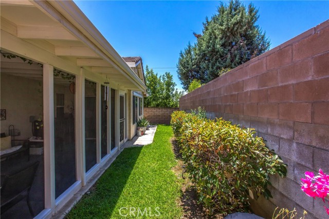 10981 Deerfield Drive, Cherry Valley CA: https://media.crmls.org/medias/f9039b3e-1925-4513-853e-61eb16386b3d.jpg
