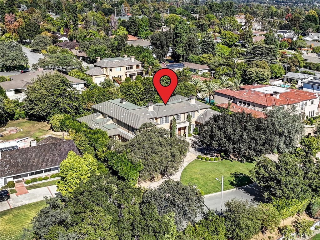 https://media.crmls.org/medias/f903d172-23a1-4e72-b072-6197743b6187.jpg?preset=X-Large