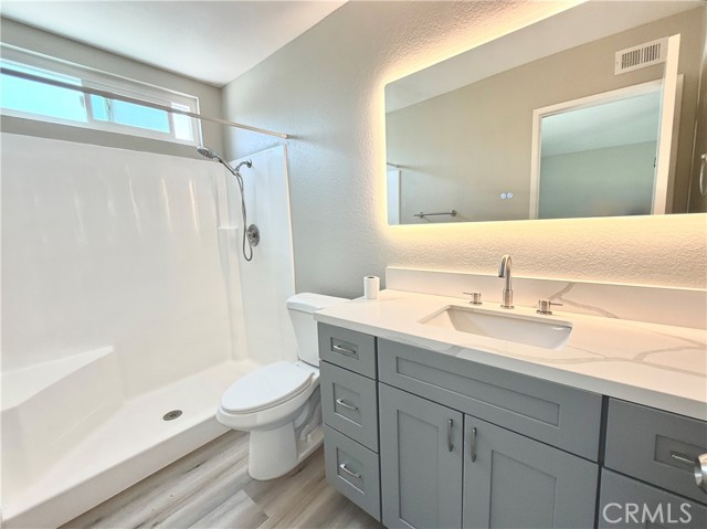 2382 Carlsbad Circle, Hemet CA: https://media.crmls.org/medias/f90793ba-e05f-4f35-ac81-57287a348d55.jpg