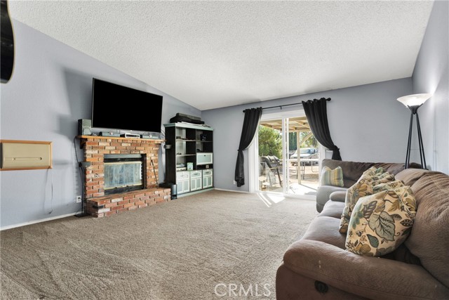 Detail Gallery Image 11 of 36 For 16445 Joshua St, Hesperia,  CA 92345 - 4 Beds | 2 Baths