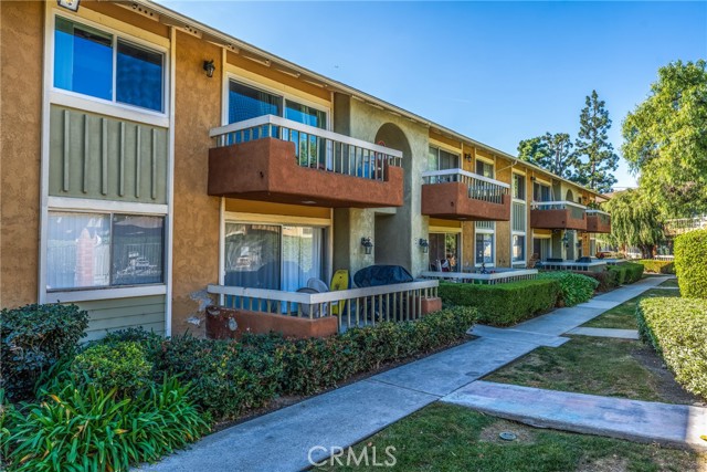 Detail Gallery Image 2 of 25 For 16040 Leffingwell Rd #92,  Whittier,  CA 90603 - 2 Beds | 2 Baths