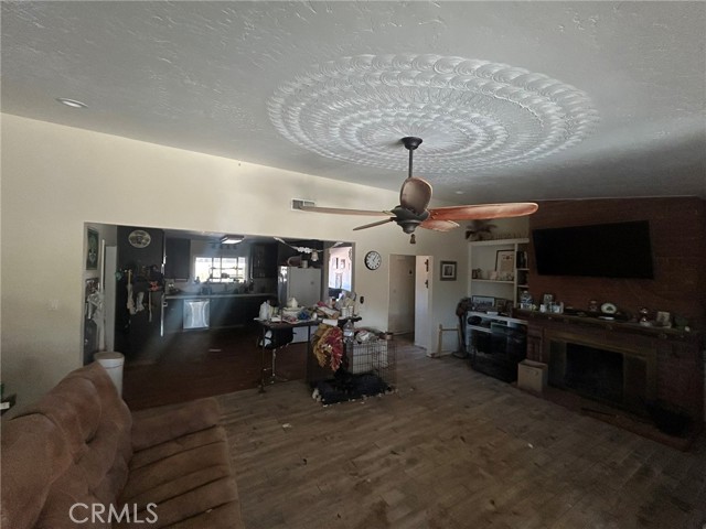 Detail Gallery Image 5 of 22 For 1749 S Valley View, Ridgecrest,  CA 93555 - 3 Beds | 2 Baths