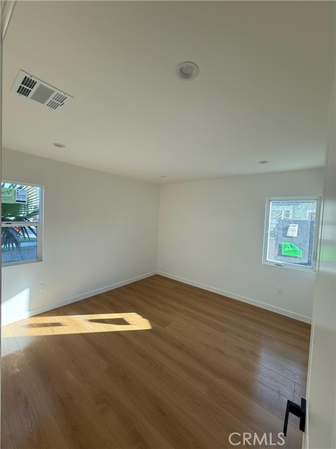 Detail Gallery Image 10 of 16 For 2215 N Brighton St, Burbank,  CA 91504 - 2 Beds | 1 Baths