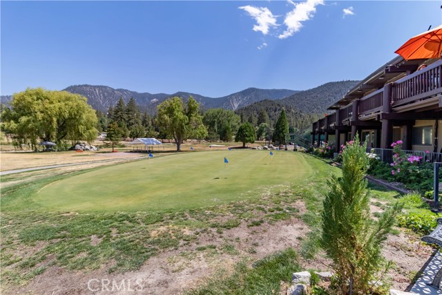 14704 Pinehurst Drive, Pine Mountain Club CA: https://media.crmls.org/medias/f90cdbd3-620d-4d55-a888-53a89d763d2b.jpg