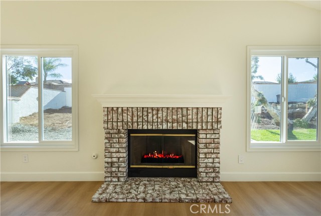 Detail Gallery Image 14 of 36 For 2352 Keusder, Riverside,  CA 92503 - 5 Beds | 3/1 Baths