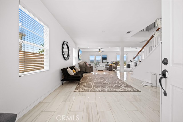 44839 Mumm Street, Temecula CA: https://media.crmls.org/medias/f90e2478-eca4-4c4f-bbf4-1230c6a30b51.jpg