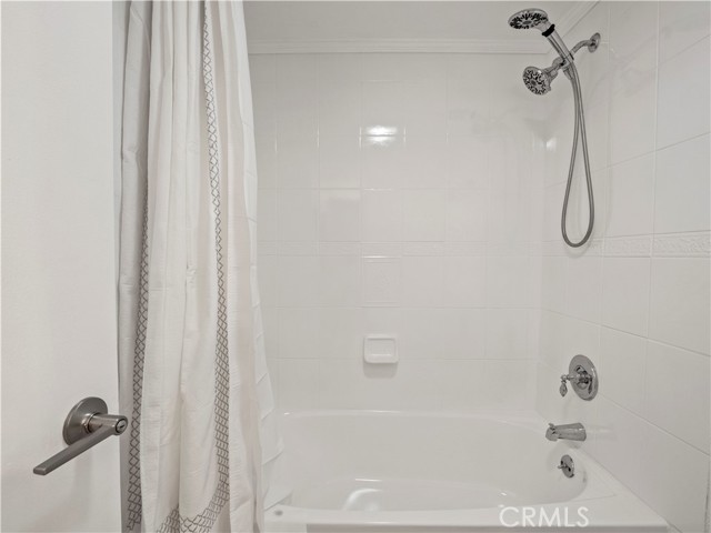 Detail Gallery Image 15 of 42 For 18411 Hatteras St #138,  Tarzana,  CA 91356 - 3 Beds | 2/1 Baths