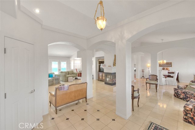 Detail Gallery Image 6 of 49 For 23140 Western Crest Dr, Lake Mathews,  CA 92570 - 4 Beds | 3/1 Baths