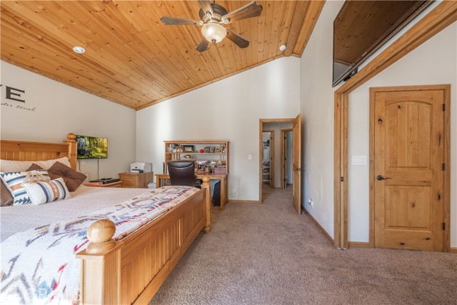 Detail Gallery Image 21 of 39 For 41537 Mockingbird, Big Bear Lake,  CA 92315 - 4 Beds | 3/1 Baths