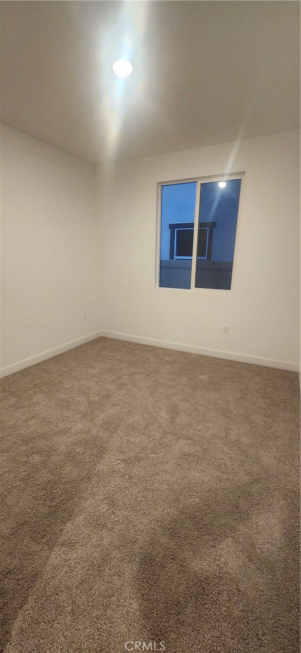 6316 Bassets Street, Hesperia CA: https://media.crmls.org/medias/f90f5f2a-2ae8-437d-a23b-f065a7df0e38.jpg