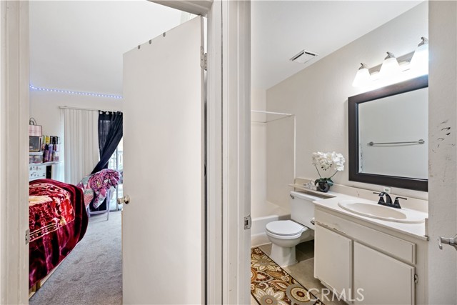 334 S Walnut Avenue, Brea CA: https://media.crmls.org/medias/f90f62ed-d178-4f20-ba84-cbd7669695e9.jpg