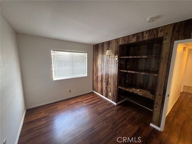 Detail Gallery Image 12 of 19 For 1885 Silver Oak Way, Hemet,  CA 92545 - 3 Beds | 2 Baths