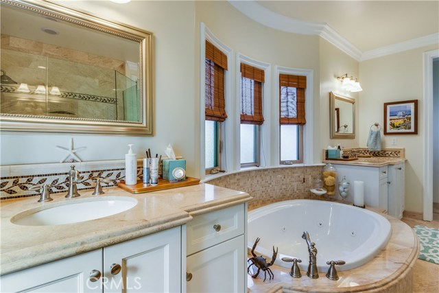 311 Topaz Street, Redondo Beach, California 90277, 5 Bedrooms Bedrooms, ,2 BathroomsBathrooms,Residential,Sold,Topaz,SB17009077