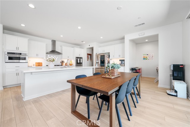 12829 Stags Leap Dr, Riverside CA: https://media.crmls.org/medias/f90ff31b-3268-46ad-82dc-230840eae1b5.jpg