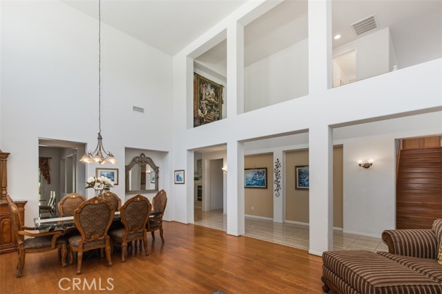 Detail Gallery Image 6 of 24 For 35982 Murano St, Murrieta,  CA 92562 - 4 Beds | 3/1 Baths