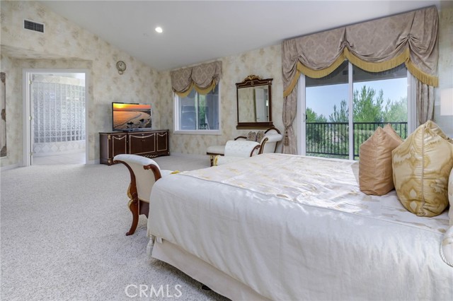 17265 BLUE SPRUCE Lane, Yorba Linda CA: https://media.crmls.org/medias/f910f328-a986-4f9f-a560-f1ec64f8d2f2.jpg