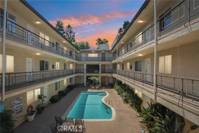 4358 Mammoth Avenue, 14 photo 27