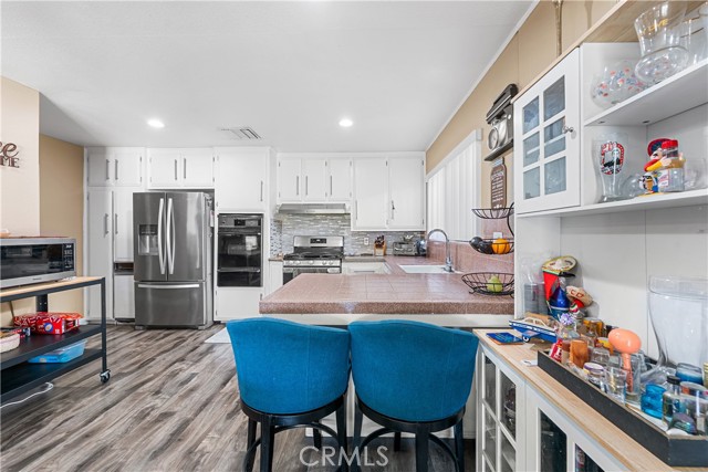 Detail Gallery Image 13 of 34 For 45228 Lorimer, Lancaster,  CA 93534 - 4 Beds | 2 Baths