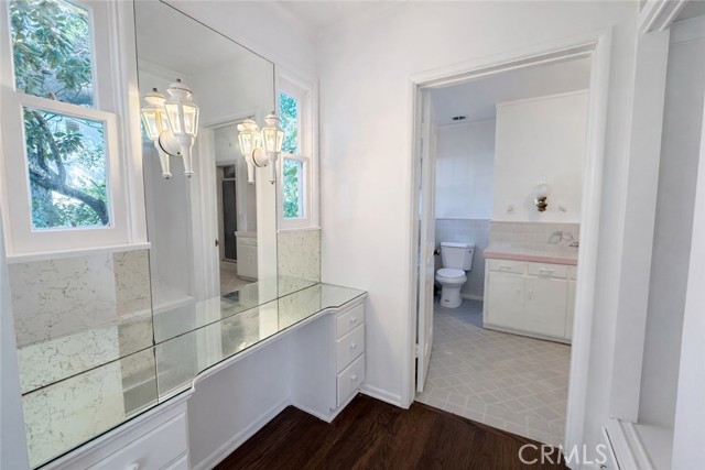 Detail Gallery Image 12 of 22 For 18 Woodland Ln, Arcadia,  CA 91006 - 3 Beds | 2 Baths