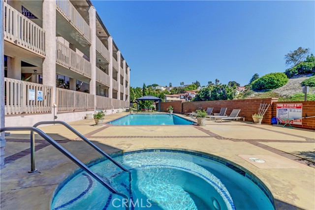 29600 Island View Drive, Rancho Palos Verdes, California 90275, 1 Bedroom Bedrooms, ,1 BathroomBathrooms,Residential,For Sale,Island View,OC24202726