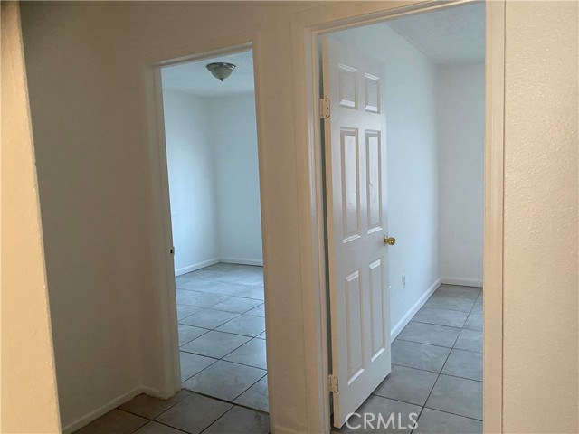 Detail Gallery Image 4 of 9 For 170 Olive, San Bernardino,  CA 92408 - 2 Beds | 1 Baths