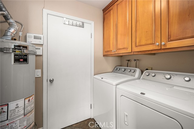 5497 E Willow Woods Lane, Anaheim CA: https://media.crmls.org/medias/f9155db4-9568-4cb9-98ce-ff725b63dd82.jpg