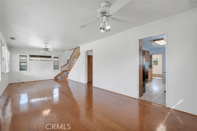 Detail Gallery Image 14 of 59 For 357 Vine St, Glendale,  CA 91204 - 3 Beds | 3 Baths