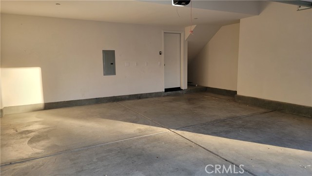 Detail Gallery Image 27 of 28 For 112 Acamar, Irvine,  CA 92618 - 3 Beds | 3/1 Baths