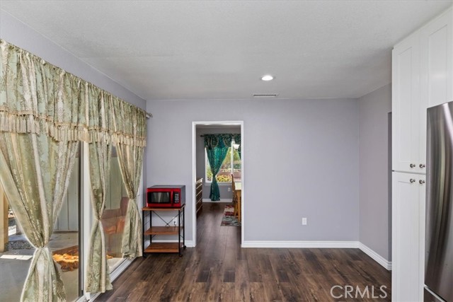 Detail Gallery Image 12 of 36 For 26331 Chambers Ave, Menifee,  CA 92586 - 2 Beds | 2 Baths