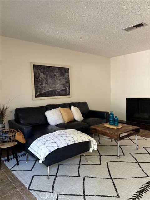 Detail Gallery Image 5 of 13 For 555 Vallombrosa Ave #65,  Chico,  CA 95926 - 2 Beds | 1 Baths