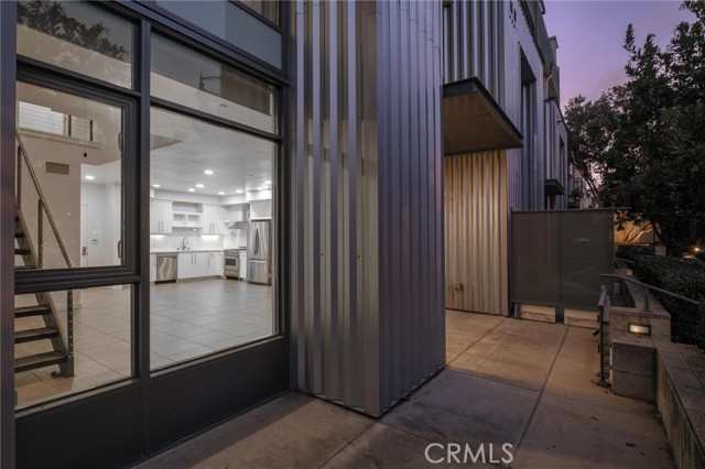 Detail Gallery Image 50 of 55 For 13045 Pacific Promenade #132,  Playa Vista,  CA 90094 - 1 Beds | 1/1 Baths