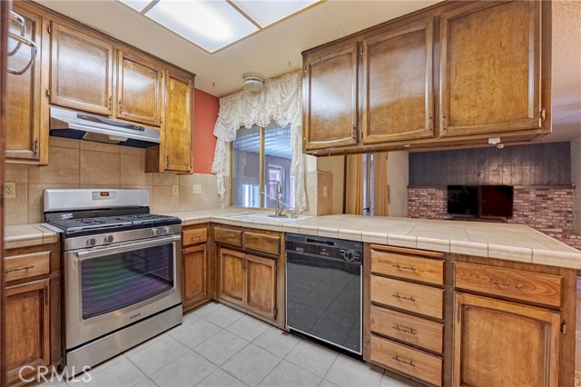 Detail Gallery Image 15 of 38 For 3557 M St, Merced,  CA 95348 - 3 Beds | 2 Baths