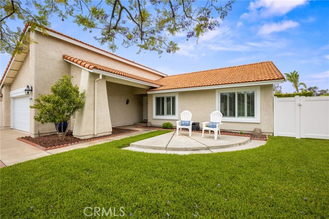 23291 Via Gaudix, Mission Viejo CA: https://media.crmls.org/medias/f916cf01-67cd-4889-83fb-cd950fe1e302.jpg
