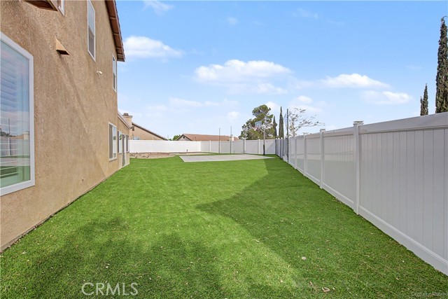 Detail Gallery Image 22 of 29 For 12714 Dorsey Ct, Victorville,  CA 92392 - 5 Beds | 3 Baths