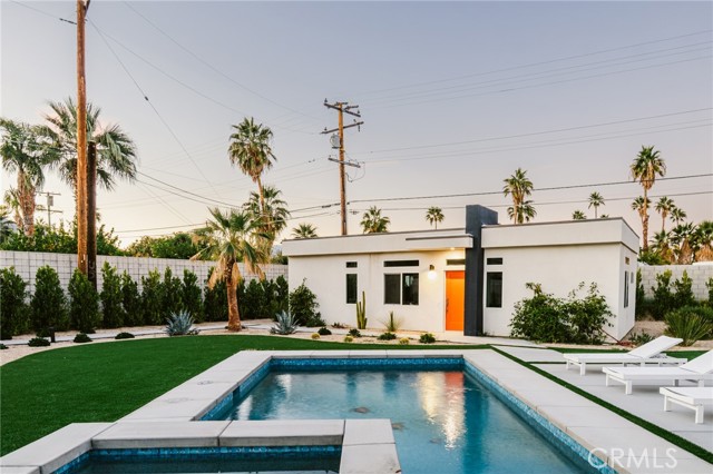 Detail Gallery Image 6 of 48 For 2197 Jacques Dr, Palm Springs,  CA 92262 - 6 Beds | 5/1 Baths