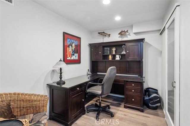 21891 Winnebago Lane, Lake Forest CA: https://media.crmls.org/medias/f91895b0-dabe-424b-b6ef-6aacbc008c36.jpg