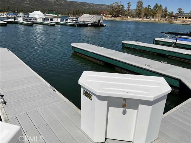 Detail Gallery Image 3 of 5 For 400 E-50 Pine Knot Bld, Big Bear Lake,  CA 92315 - – Beds | – Baths