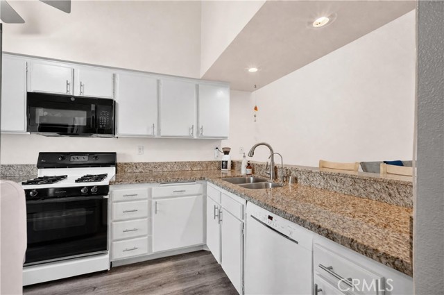 1616 Aspen Village photo 14