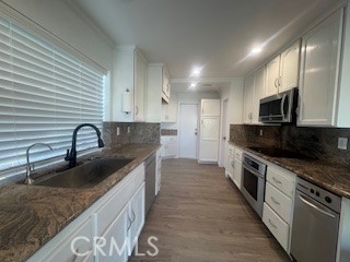 https://media.crmls.org/medias/f91ac86b-2122-40e5-887f-97613882a7a8.jpg?preset=X-Large