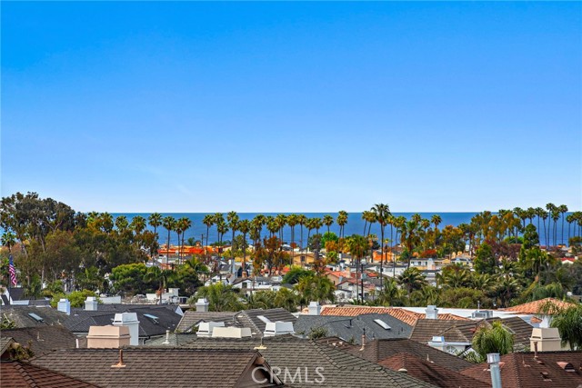 Detail Gallery Image 2 of 61 For 2519 Harbor View Dr, Corona Del Mar,  CA 92625 - 4 Beds | 2/1 Baths