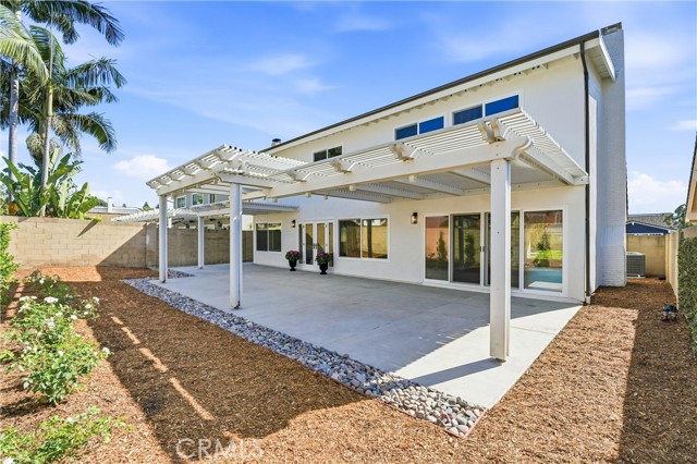 Detail Gallery Image 34 of 38 For 4171 Blackfin, Irvine,  CA 92620 - 4 Beds | 2/1 Baths