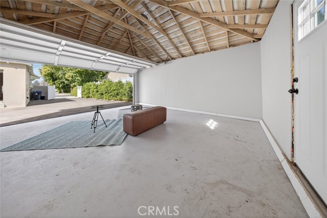 Detail Gallery Image 34 of 44 For 6820 Jellico Ave, Lake Balboa,  CA 91406 - 3 Beds | 2 Baths