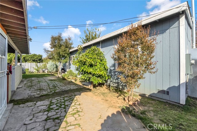 Detail Gallery Image 24 of 38 For 3336 N Lafayette, Fresno,  CA 93705 - 3 Beds | 1 Baths