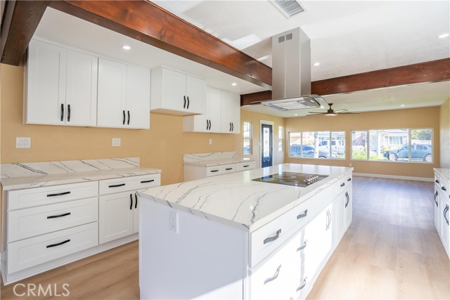 Detail Gallery Image 11 of 62 For 6081 Lemon, Long Beach,  CA 90805 - 4 Beds | 2 Baths