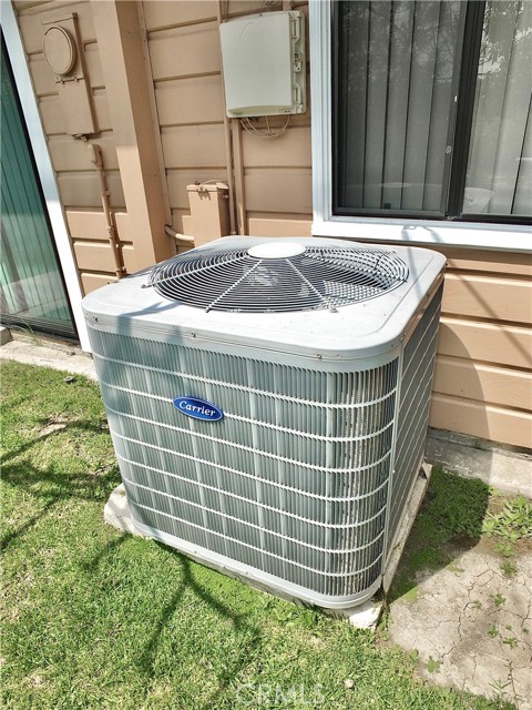 Air Conditioning Unit