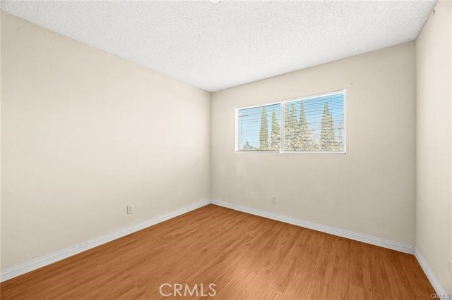 11331 Elliott Avenue, El Monte CA: https://media.crmls.org/medias/f91d20d0-33ad-45ca-b6f9-852b07d2bbcf.jpg