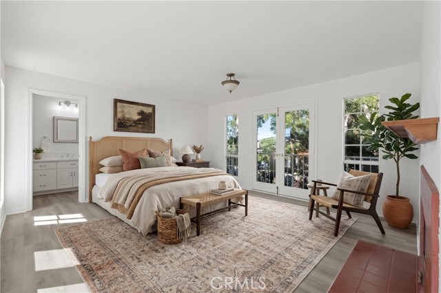 646 Avenue B photo 14