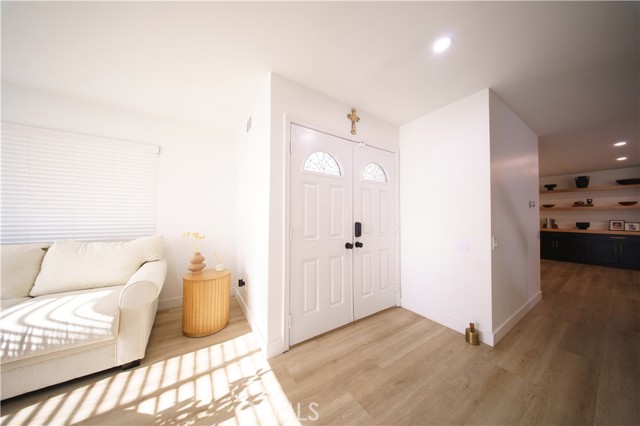 Detail Gallery Image 8 of 47 For 7320 Percheron, Jurupa Valley,  CA 92509 - 4 Beds | 2/1 Baths