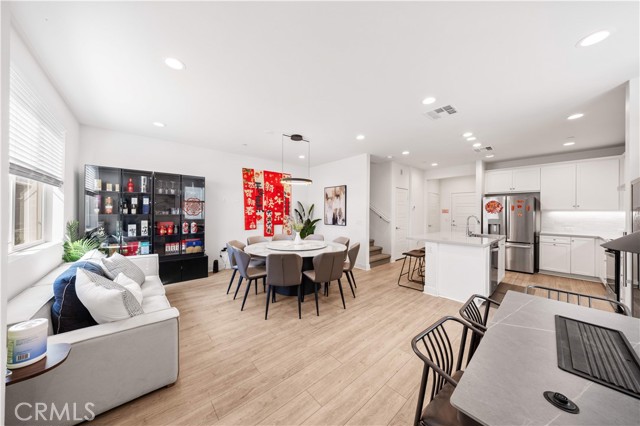 Detail Gallery Image 6 of 35 For 4056 E Peony Paseo #16,  Ontario,  CA 91761 - 3 Beds | 2/1 Baths